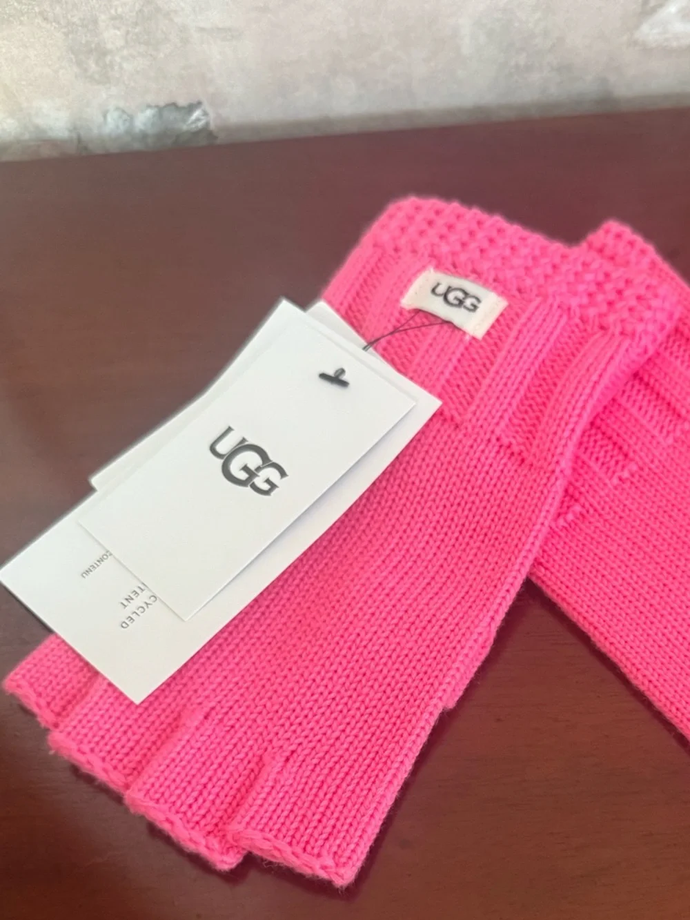 UGG FINGERTIP KNIT GLOVES HOT PINK